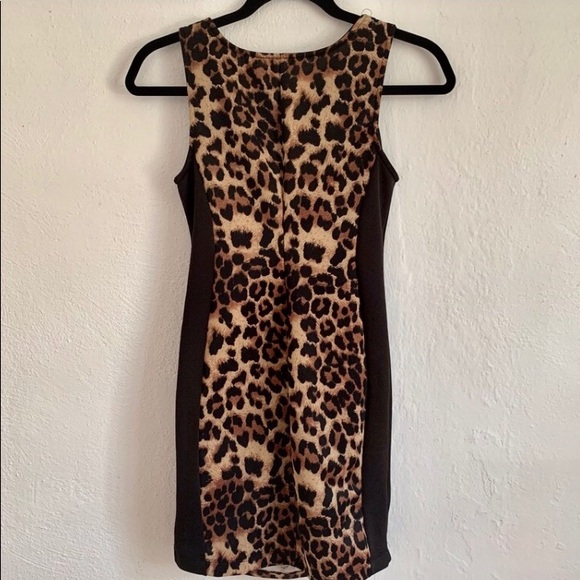 Express size small sweater dress  . Size 6/M - Picture 4 of 4